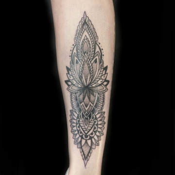 mandala dotwork linework best tattoo perth parlor ink primitive